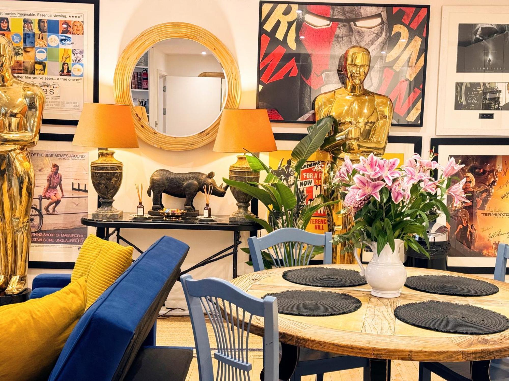Spacious West End Duplex Apartment, W1 Central 런던 외부 사진